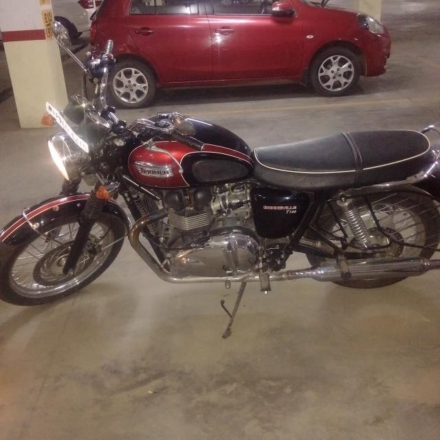 Triumph Bonneville T100 Super Bike For Sale In Delhi Id