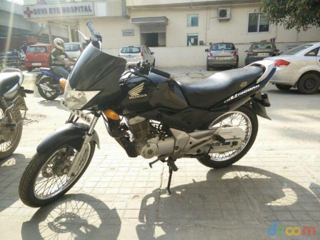 3 Used Honda Motorcycle/Bike 2006 model 