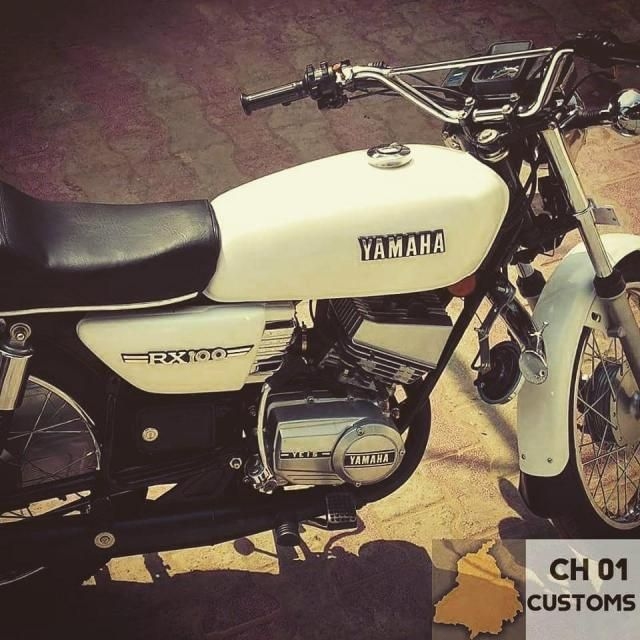 2 Used Silver Color Yamaha Rx 100 Motorcycle Bike For Sale Droom