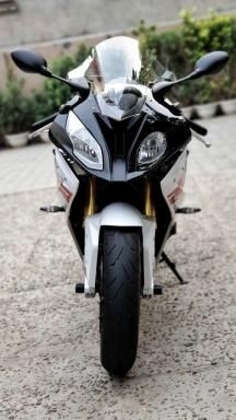 bmw s1000rr second