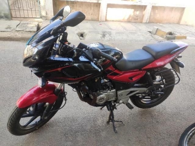 pulsar 220 second hand olx