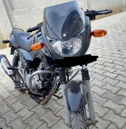 second hand two wheeler bike